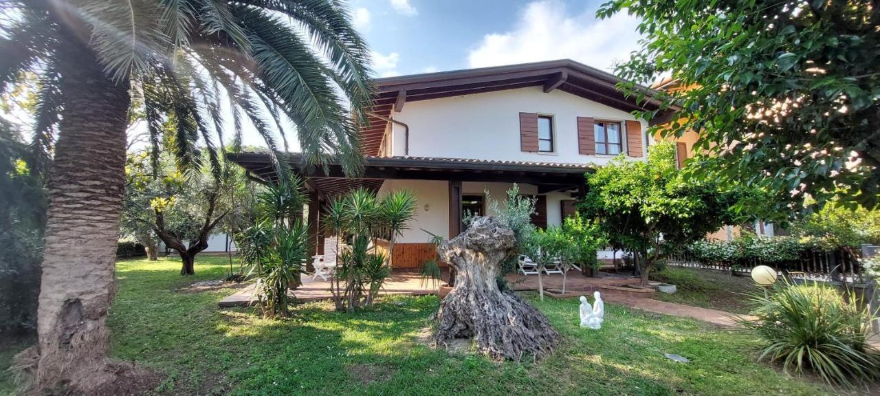 Elisa Holidays Puegnago sul Garda Exterior foto