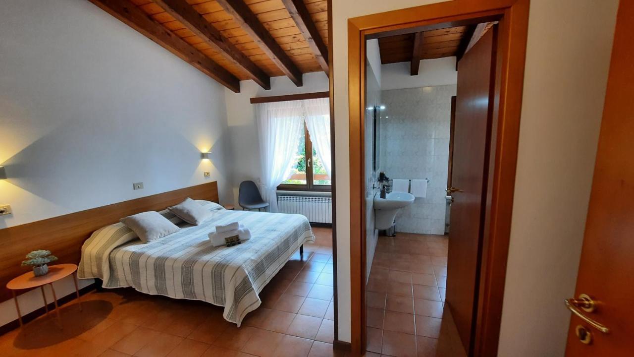 Elisa Holidays Puegnago sul Garda Exterior foto